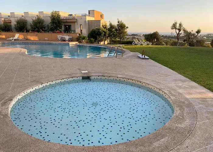 別荘 Wonderful View - Quinta Da Colina C8